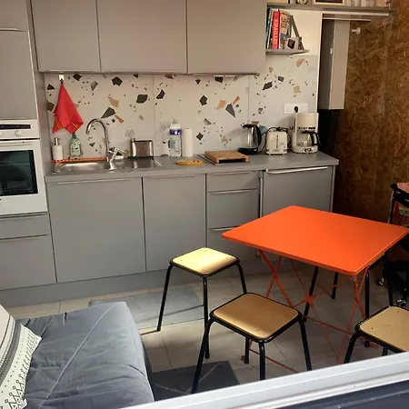 度假居 Maisonnette Centre De 富拉