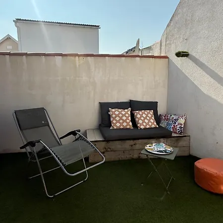 Holiday home Maisonnette Centre De *