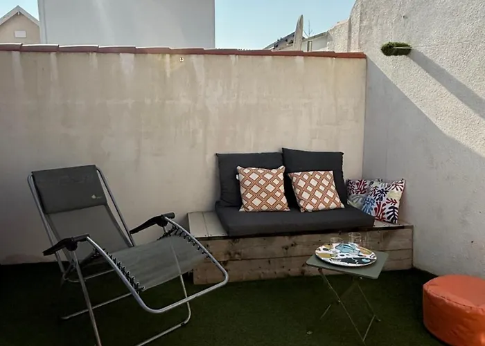 Holiday home Maisonnette Centre De *